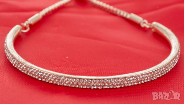 Дамска гривна с покритие от розово злато и кристали Swarovski от марка Diamond style, снимка 6 - Гривни - 32387517