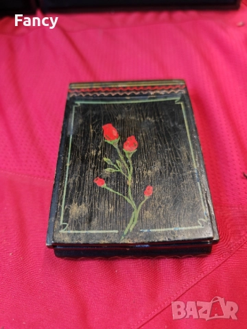 Стара дървена табакера 