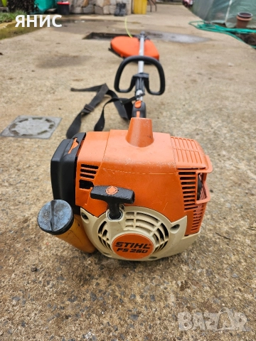 МОТОРНА КОСА STIHL FS 250. ПЕРФЕКТНА , снимка 2 - Градинска техника - 52891544