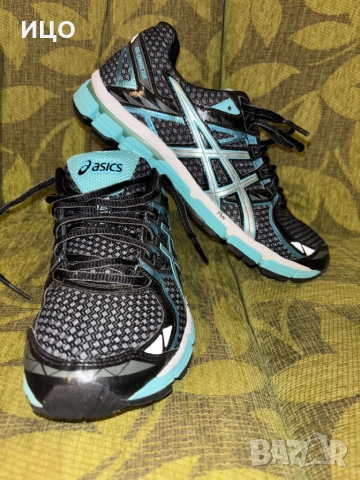 Дамски маратонки ASICS gel-convector