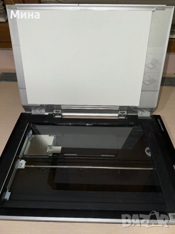 Скенер Canon CanoScan LiDE 700F, снимка 4 - Принтери, копири, скенери - 44118202