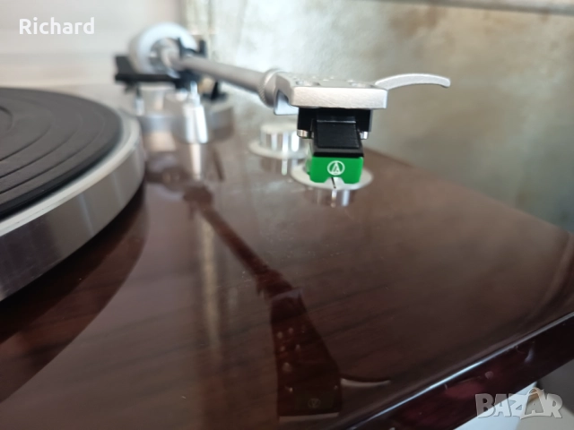 Akai Pro BT500 Turntable, снимка 4 - Грамофони - 52572450