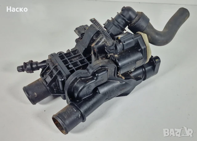 Тяло Стойка Корпус Термостат Пежо Peugeot 5008 3008 Boxer Ford Kuga 2.0 BlueHDI Citroen 9804160380