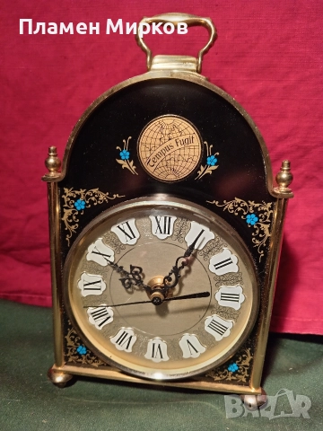 Германски настолен елмеханичен часовник