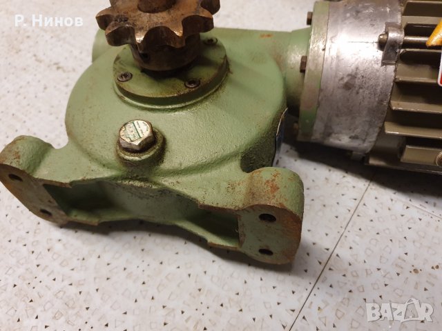 Монофазен ел.двигател/електромотор/електродвигател 0.75kW редуктор  30 оборота, снимка 3 - Електродвигатели - 28958030