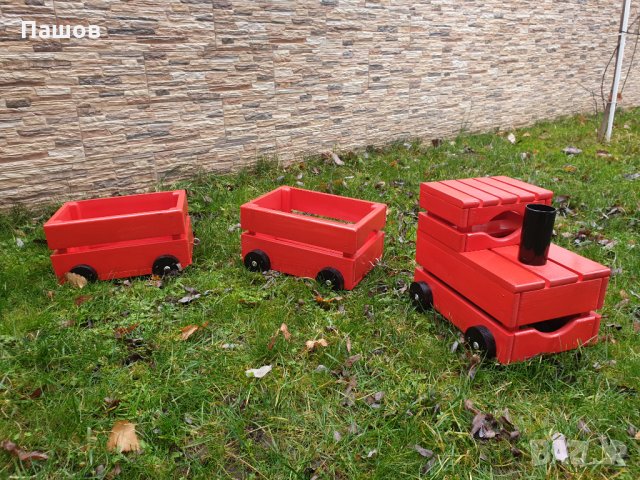 Дървено декоративно влакче (влак от декоративни щайги), снимка 5 - Градински мебели, декорация  - 34930268