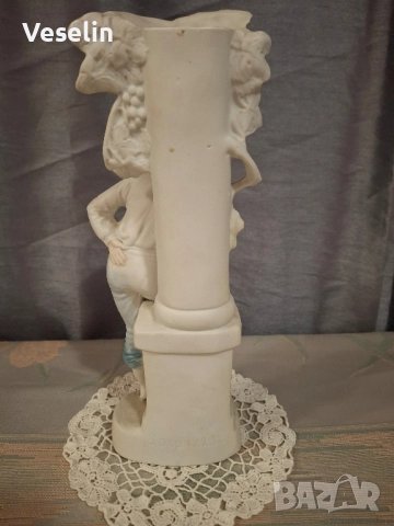 Порцеланова фигура , снимка 2 - Статуетки - 51555539