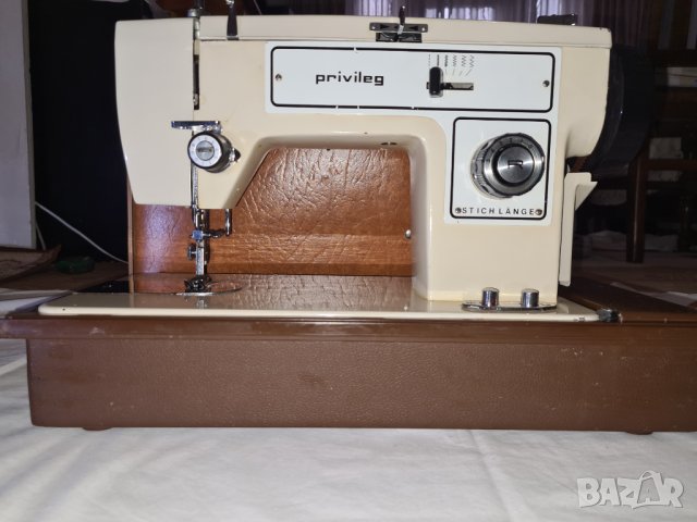 Шевна машина Privileg, снимка 1
