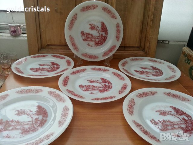 Аркопал чинии за основно , снимка 1 - Антикварни и старинни предмети - 33422835