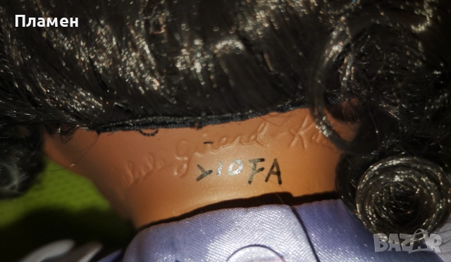 Колекционерска порцеланова кукла на Ashton Drake, снимка 5 - Колекции - 52860621