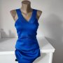 Синя рокля 