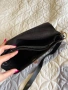 Черна дамска чантичка, снимка 8