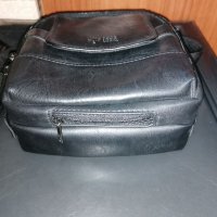 CASE LOGIC компактна чанта, снимка 4 - Чанти, стативи, аксесоари - 35438695