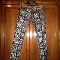 Спортно-елегантен панталон в черно и сребристо сиво с коланче ,внос от Италия, снимка 4 - Панталони - 27005414