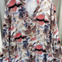 Блуза, снимка 1 - Блузи с дълъг ръкав и пуловери - 29048017