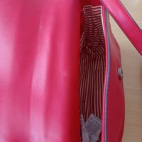 Червена чанта Pepe jeans , снимка 6 - Чанти - 37868086