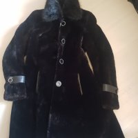 Елегантно палто естествена кожа, снимка 1 - Палта, манта - 43479625