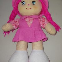 Мека кукла, снимка 1 - Кукли - 35603665