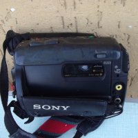Видеокамера "SONY - CCD-TR5" с аксесоари, снимка 7 - Камери - 32335614