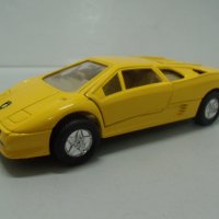 № 7310 стар макет автомобил Lamborghini Diablo - Mini Flitzer - WELLY  - размер 11 / 5 / 3,5 см  , снимка 4 - Други ценни предмети - 43467883