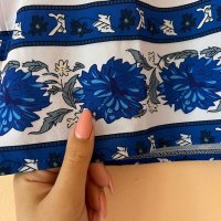 Комплект къси панталонки и тениска в бял цвят със сини цветя 💙, снимка 3 - Комплекти - 44047637