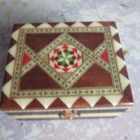 Уникална дървена кутия за бижута , снимка 4 - Колекции - 27400169