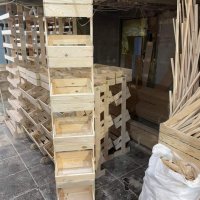 Дървени декоративни щайги ,стелажи и скари...., снимка 6 - Дърводелски услуги - 38272454