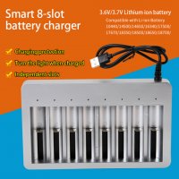Универсално зарядно за 8 батерии 18650 с USB и светлинен индикатор, снимка 1 - Друга електроника - 37194144