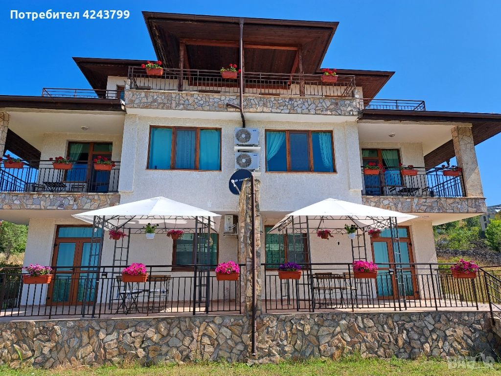 Къща с прекрасна морска гледка, снимка 1