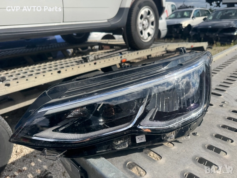 Ляв фар за VW golf 8, снимка 1