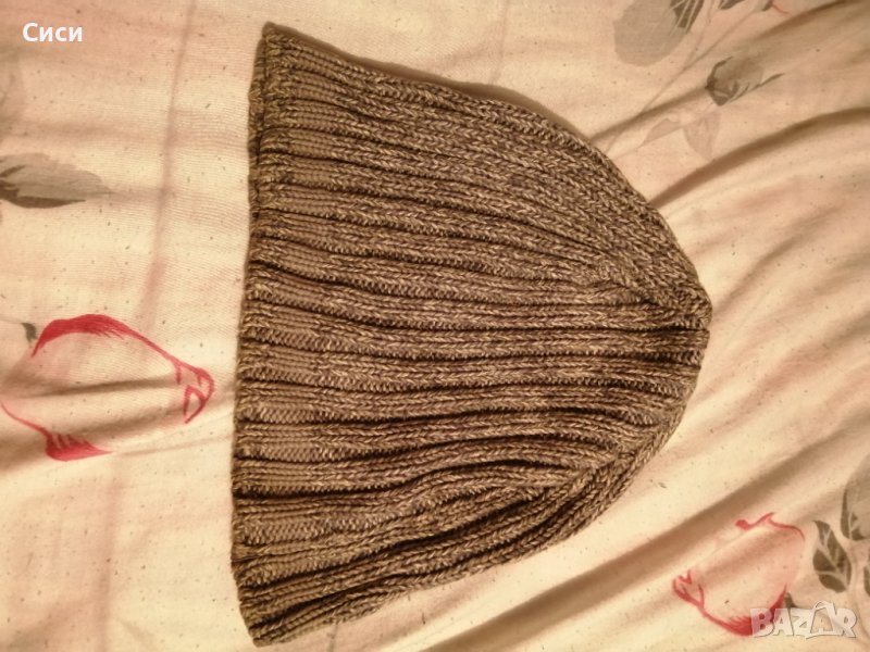 Шапки по 4 лева броя, снимка 1