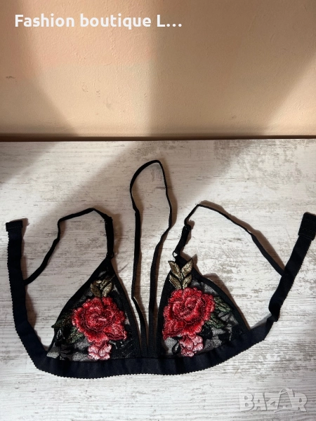 Ново черно дантелено бюстие с лента бродирано цвете и регулиращи се презрамки S , M , L , XL размер, снимка 1