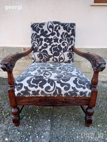 Дъбов стол кресло масив с дърворезба , снимка 1