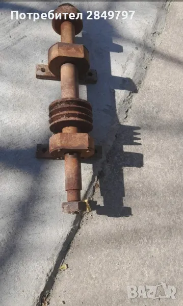 Продавам 2 вала с лагери, снимка 1