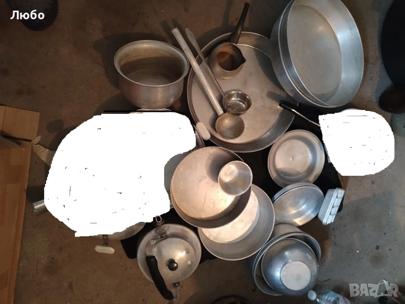 Продавам разни стари, легени, медни подноси и джезвета, кани, чаши, тави., снимка 1