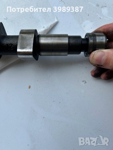 Разпределителен вал Рено Канго Дизел 1,9 литра 2001 година, снимка 9 - Части - 51445497