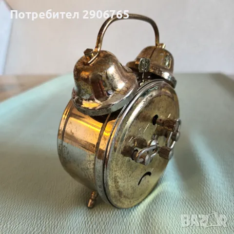 Часовник будилник PRIM Чехословакия работещ, снимка 2 - Антикварни и старинни предмети - 47367879