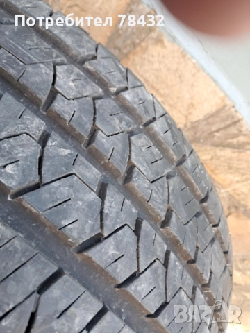 Бусови гуми 205/65/15С - 2 бр, снимка 2 - Гуми и джанти - 52067877