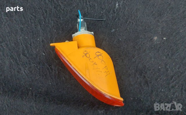 Десен Мигач Форд Фокус - XS4X13368 N, снимка 4 - Части - 42945702