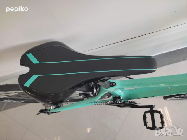 Продавам колела внос от Германия НОВ карбонов шосеен велосипед BIANCHI 28 цола  SHIMANO 105, снимка 11 - Велосипеди - 50717740