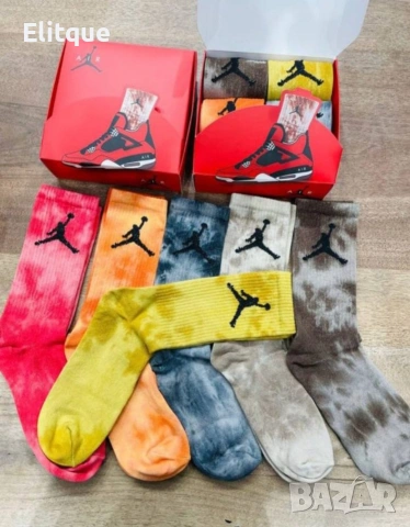 унисекс цветни дълги чорапи в кутия ,6 чифта jordan