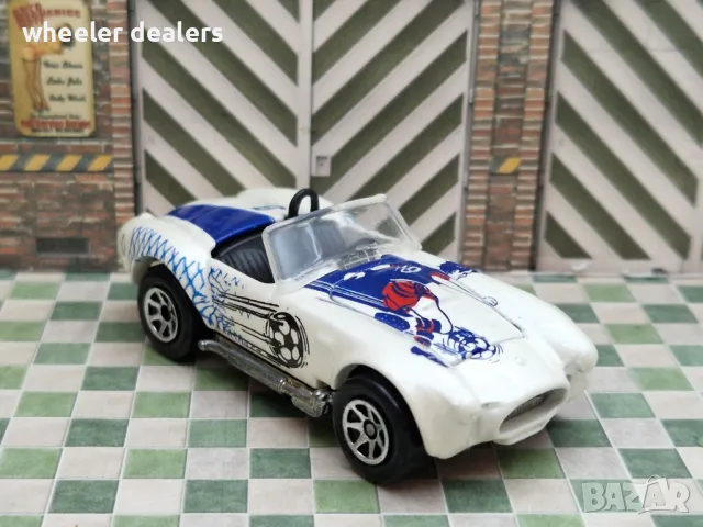 Метална количка Shelby Cobra 427 S/C, Hot Wheels, снимка 2 - Колекции - 50141850