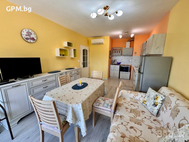 Морска гледка к-с Аврора