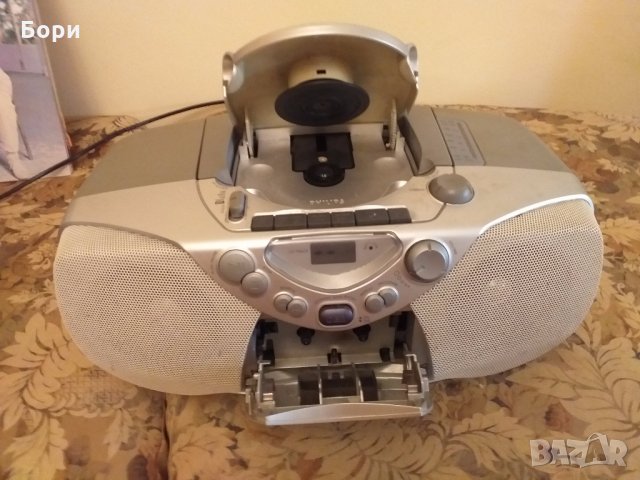 PHILIPS CD, касетофон,радио., снимка 2 - Радиокасетофони, транзистори - 26543171