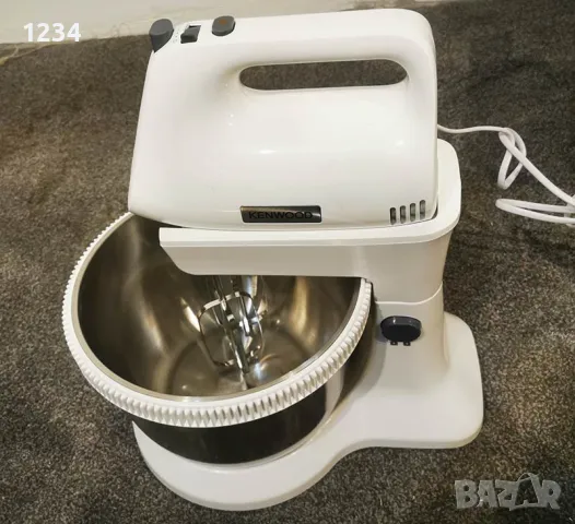 Нов миксер с купа Kenwood Chefette Lite HMP34 450W, 3.4 л, снимка 1 - Кухненски роботи - 50182381