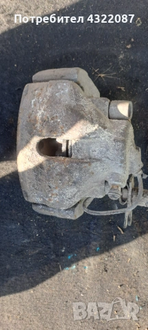  Предни спирачни апарати / Спирачни дискове от Volkswagen Passat / Пасат 1.9 TDI 110 к.с. 2000г. 