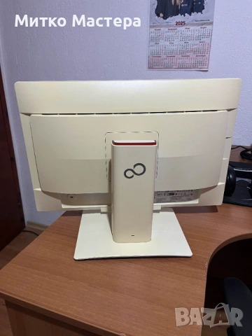 Монитор Fujitsu 60hz, снимка 3 - Монитори - 53372245