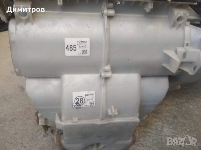 Тойота Авенсис Версо , снимка 3 - Части - 37870553