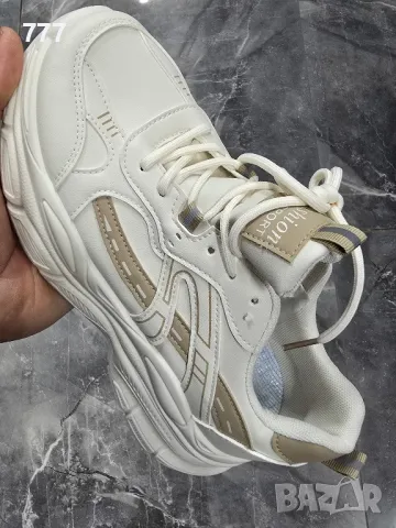 дамски маратонки , снимка 2 - Маратонки - 47611968