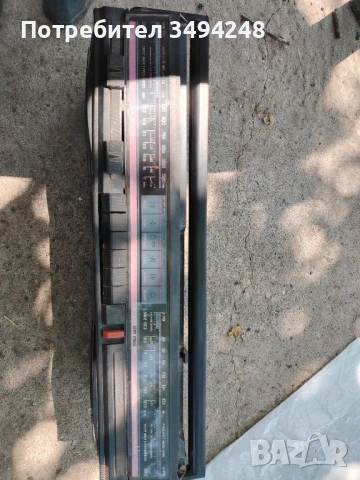 Касетофон Philips , снимка 2 - Радиокасетофони, транзистори - 51235047